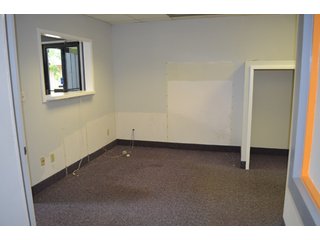 Property photo 16 - 7700 Square Foot Office & Warehouse Building